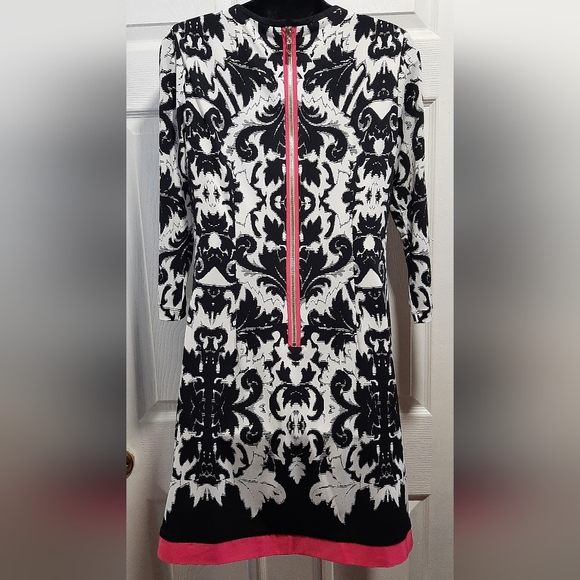 Eliza J Women's Black & White Patterned 3/4 Sleeve Sheath Dress Size 6 Pink Hem - Picture 5 of 9